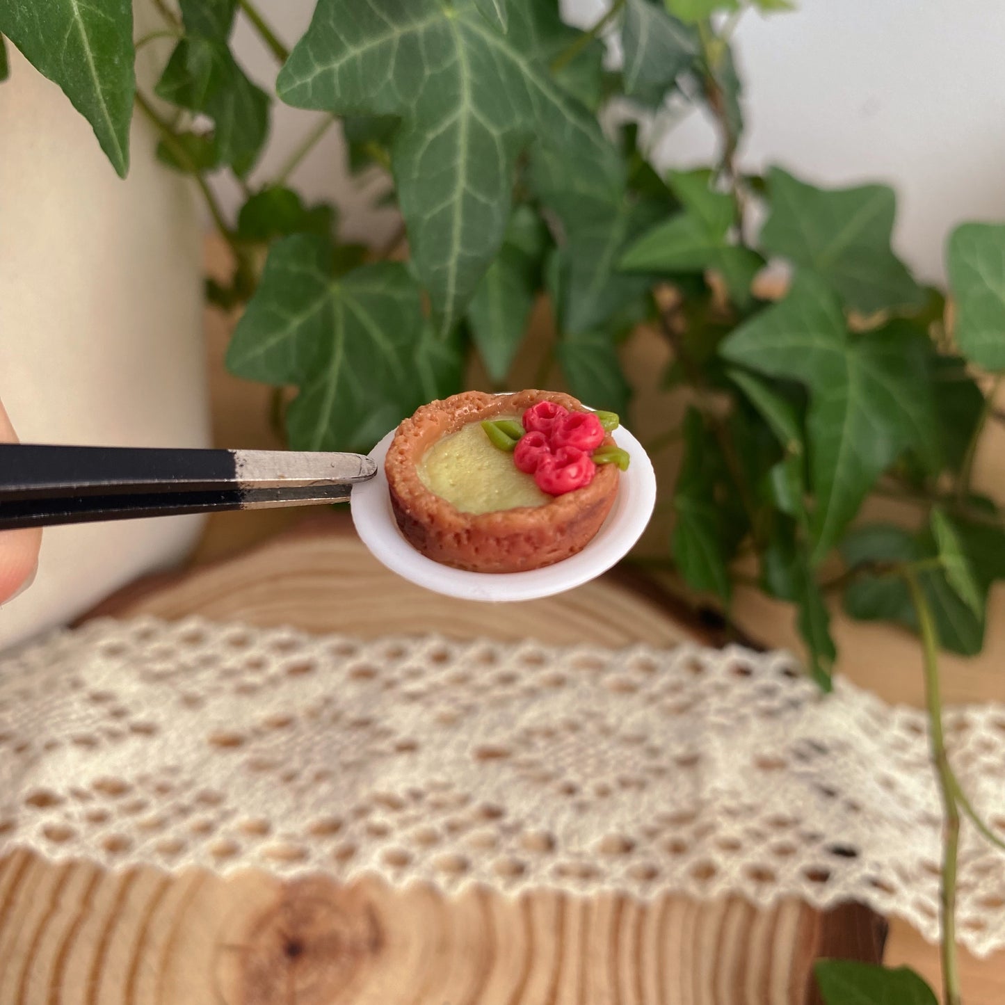 Food Miniature - Raspberry tart